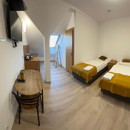 Apartamenty Divemed 옐레니아구라 외부 사진