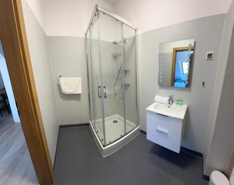 Apartamenty Divemed 옐레니아구라 외부 사진