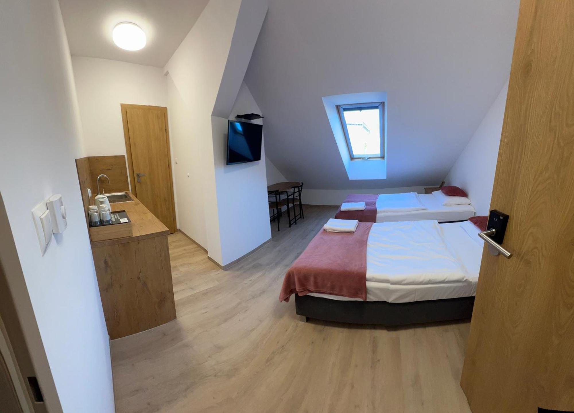 Apartamenty Divemed 옐레니아구라 외부 사진